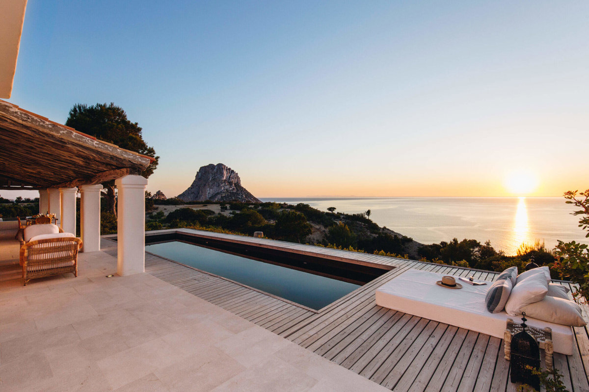 The Non-Clubbers Guide to Ibiza