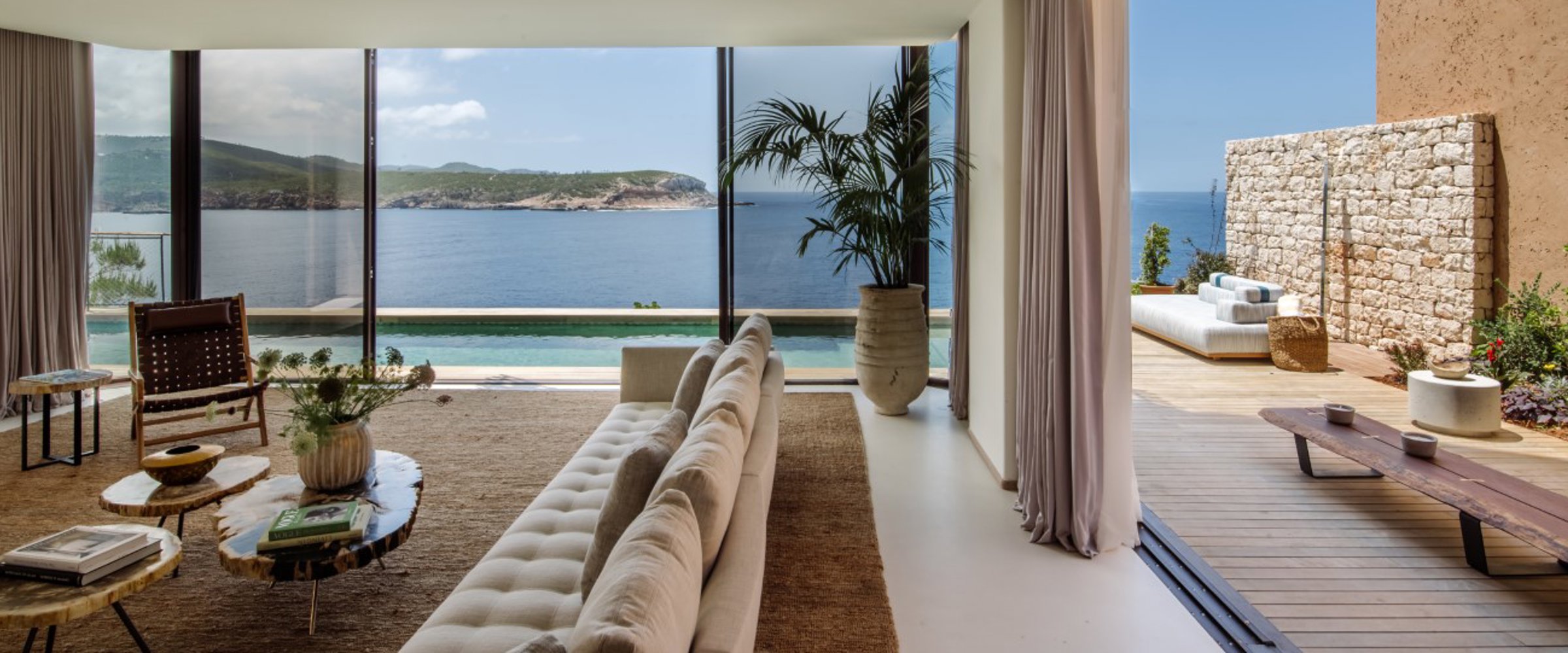 Mansion Cliff
